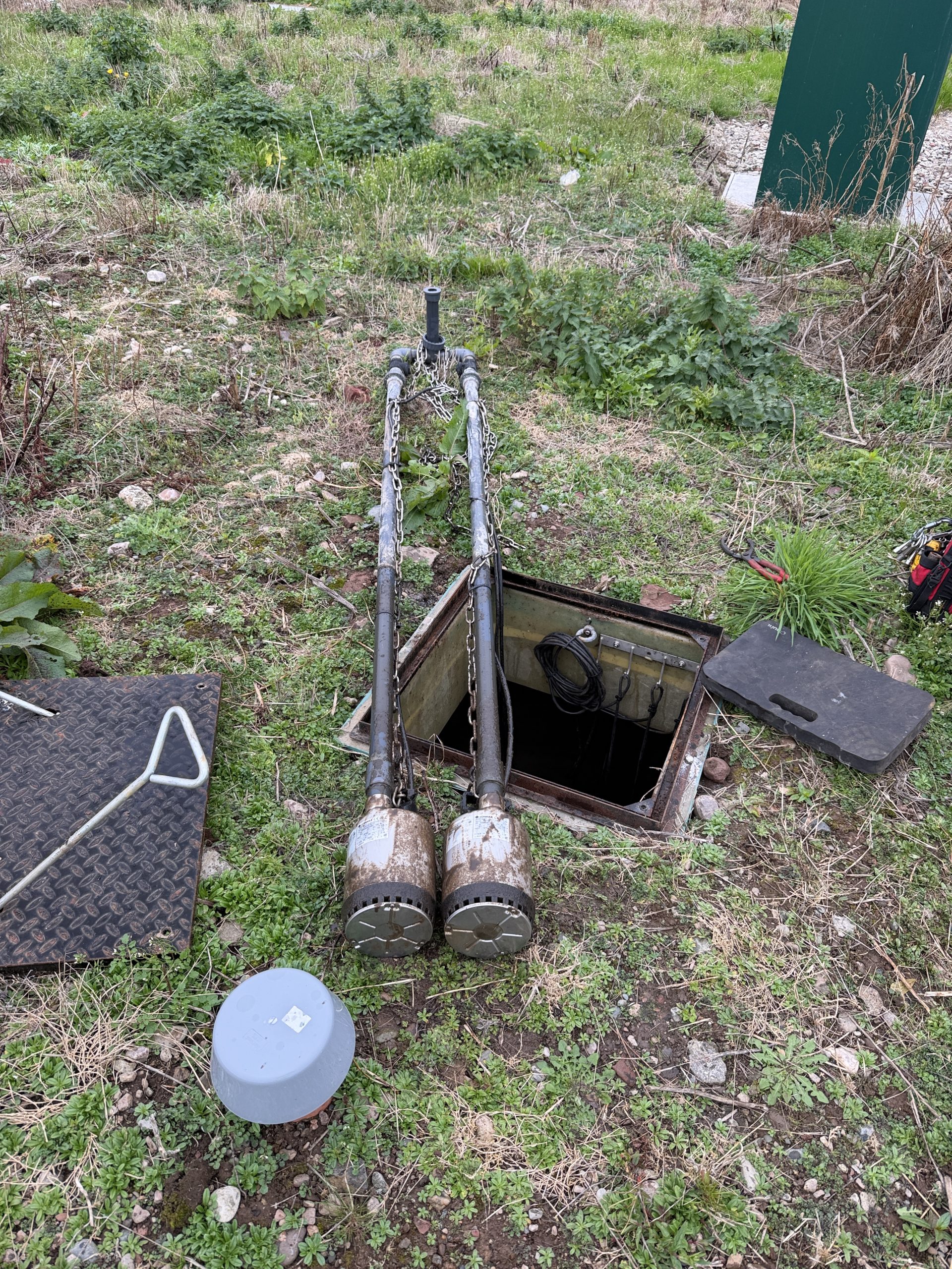 Twin final effluent pump chamber serviced in Forfar